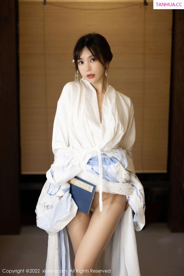 綺裡嘉 绮里嘉 [XiuRen]高清写真图 2022.09.09 No.5569 绮里嘉ula第12张图片
